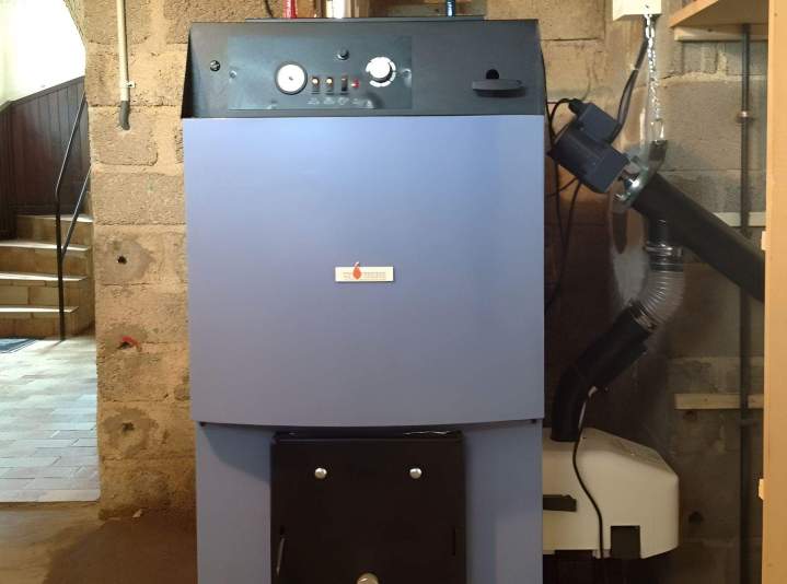 Pose appareils de chauffage Gray